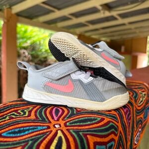 Nike LeBron Space Jam Tune Squad‎ toddler sneakers in size 8C